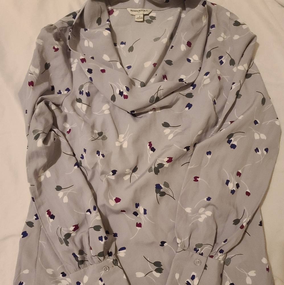 Banana Republic Floral Cowl Neck Top Gray